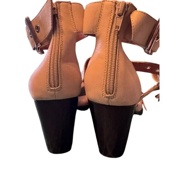 Jeffrey Campbell Free People Beige Buckled Heels Hendrix Silver Accents Size 10 - Picture 8 of 9